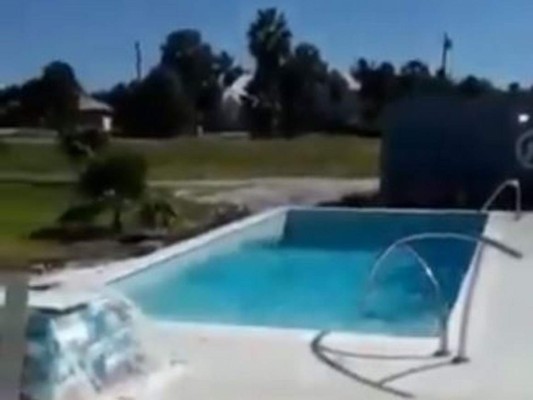 Socavones y pánico, los daños que deja hasta el momento el sismo de 7.7