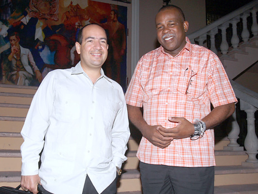 Presidente suspende a Bernard y a Godofredo de la Secretaría de Cultura y Deportes