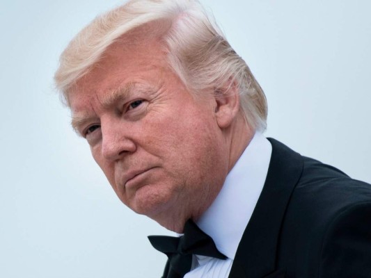 Donald Trump en medio de una tormenta política tras despedir al jefe del FBI