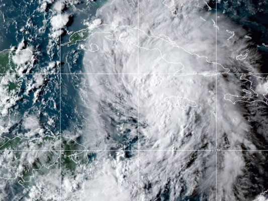 Tormenta tropical Ida avanza a Cuba; amenaza Nueva Orleans