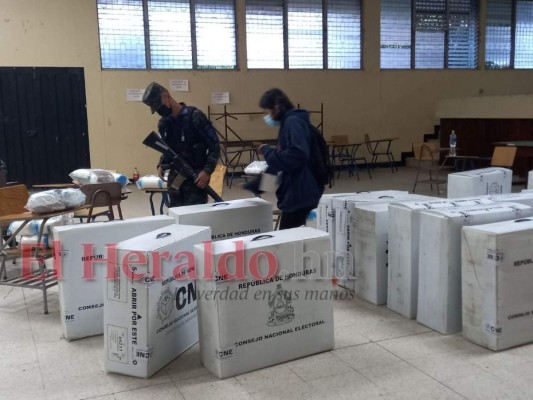 Previo al banderillazo: Así es el ambiente electoral que ya se vive en la capital (FOTOS)