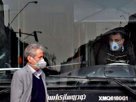 Irán: jefe de unidad contra el coronavirus resulta infectado