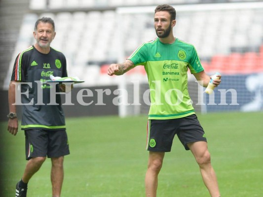 Jugadores analizaron en video a la selección de México