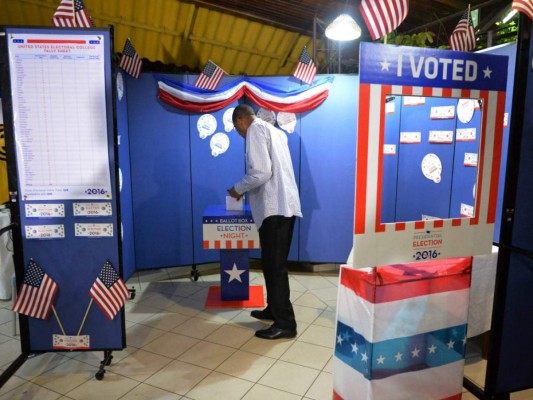 Selfies, bromas, una partida de básquet: anécdotas de la elección en EEUU