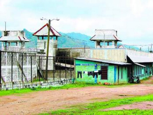 A la débil estructura de los centros penales atribuyen las fugas en Honduras