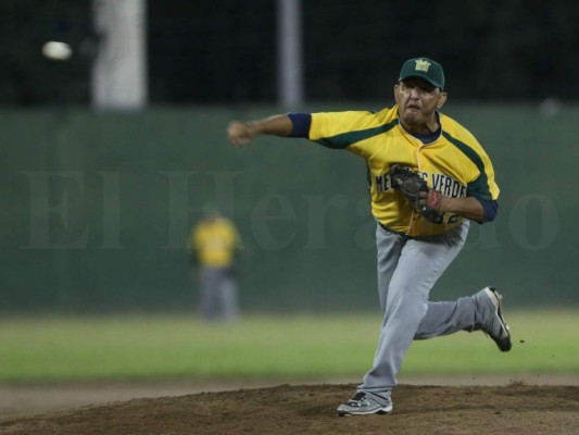 Medias Verdes recupera el trono del béisbol capitalino al vencer a FAH en quinto juego