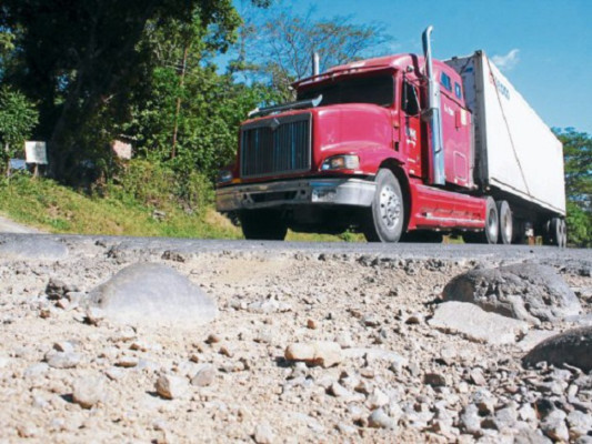En pésimo estado 44 kilómetros de la carretera Panamericana