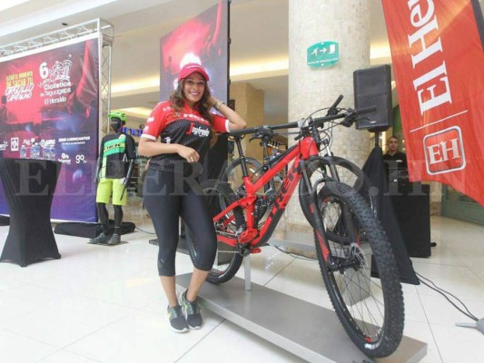 Los cinco ciclistas que tocaron la gloria en las ediciones de la Vuelta Ciclística