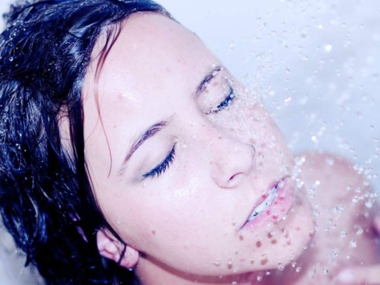 Después de las vacaciones aclara tu piel con avena y limón en siete días