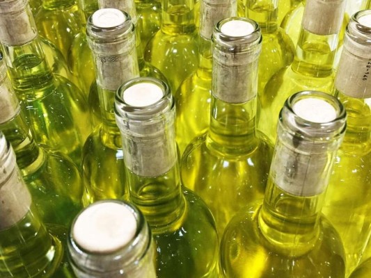 Sube a 138 el número de muertos en México por beber alcohol adulterado