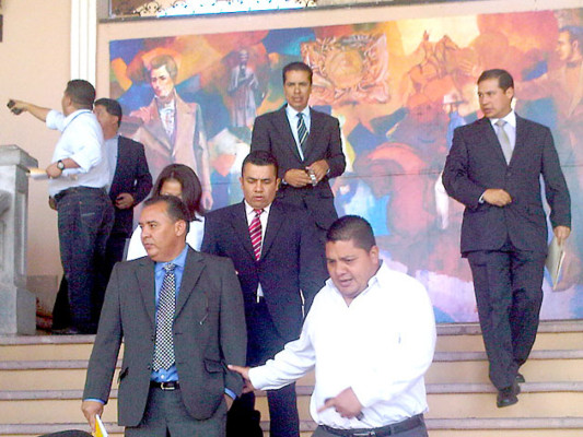 Libertad de expresión y prensa 'son innegociables': Colegio de Periodistas