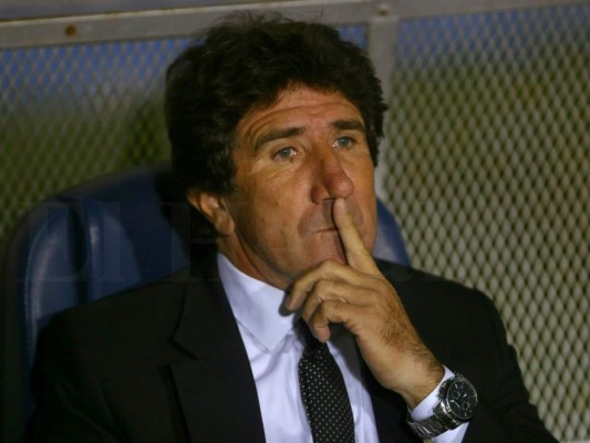 Vargas: Sí en el otro juego ponen líneas así, que digan que no nos presentemos y listo