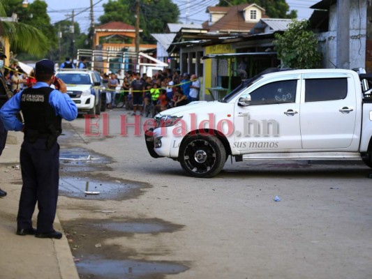 Escena del crimen donde asesinaron inspector depurado y a su esposa (Fotos)