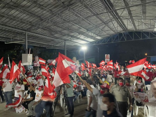 Candidatos a la presidencia salieron en busca de votos por toda Honduras (Fotos) &nbsp;