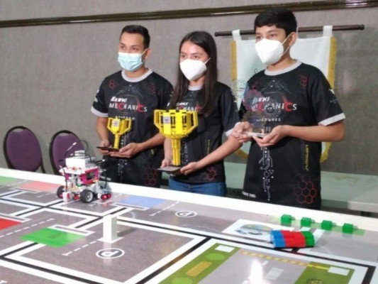 Reconocen a campeones de Cuarta Olimpiada Nacional de Robótica