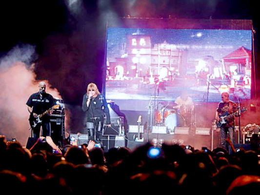 Noche roquera al estilo Harley Davidson