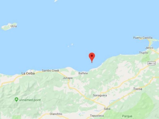 Así fue el rescate de dos hondureños que naufragaron en zona insular de Honduras