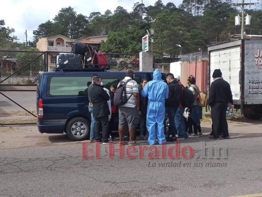 FOTOS: Hondureños que llegan al país pasarán cuarentena en la Villa Olímpica