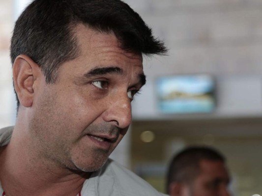 Diego Vazquez sigue como técnico de Motagua