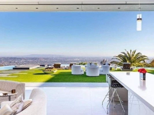 Así es la espectacular mansión de Lebron James en Hollywood Hills