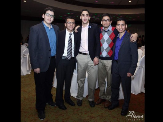 Elegante Cita Estudiantil cena de los seniors de la Elvel School