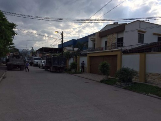 Incautan vivienda y maquinaria pesada en caso de supuesto narcotraficante