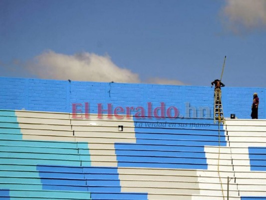 Así luce el Nacional con la instalación de un mega escenario para la toma de posesión  