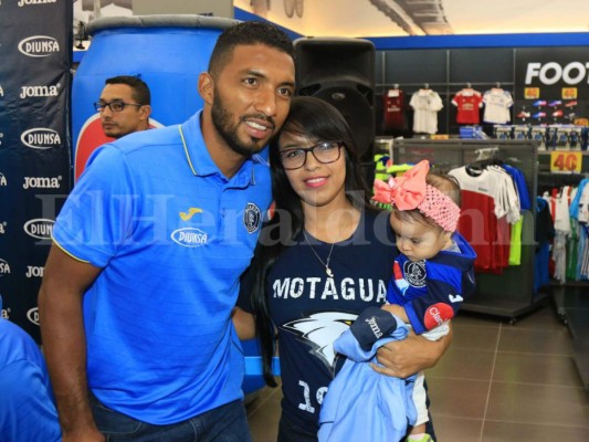 Reinieri Mayorquín: La etapa en Motagua la pongo un escalón arriba que la vivida en Marathón