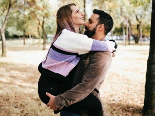 'Es mi ángel': YosStop comparte cómo fue el reencuentro con su novio tras quedar en libertad