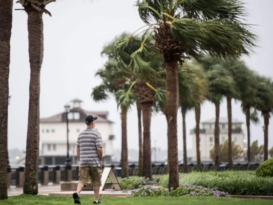 Huracán Dorian nuevamente es categoría 3 y se acerca al sureste EEUU