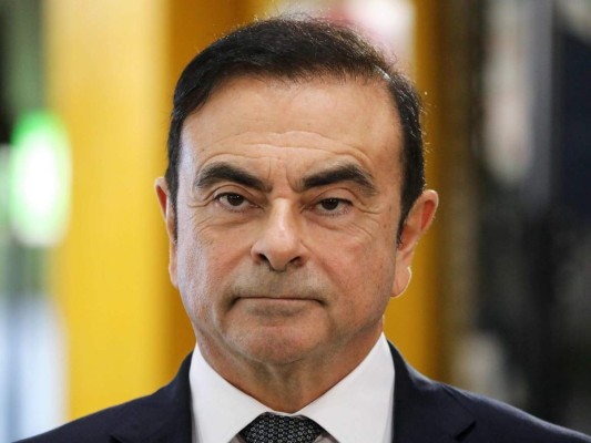 El escape insólito de Carlos Ghosn, el ex CEO de Nissan y Renault acusado de fraude fiscal en Japón