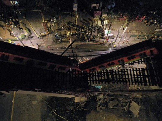 Impactante catástrofe en el metro de México en imágenes
