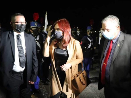 Llega a Honduras la vicepresidenta argentina Cristina Fernández de Kirchner