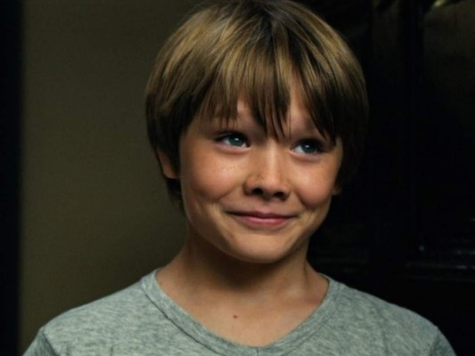 FOTOS: Así luce el niño de 'Gigantes de acero' a 8 años de la película