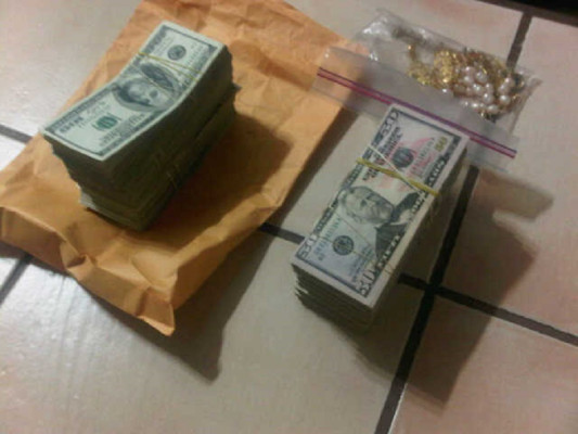 Decomisan $ 100 mil y joyas a Marcelo Chimirri