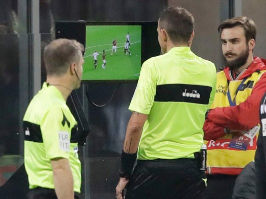 Serie A: Nueva regla para manos dificulta el VAR&nbsp;&nbsp;