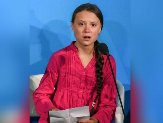 Joven activista regaña a los líderes en una cumbre del clima de la ONU