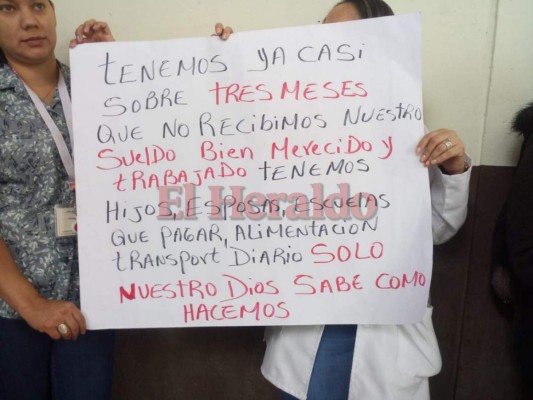 Protesta: Empleados por contrato del Hospital San Felipe exigen una plaza