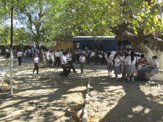 Honduras: Dos colegios se pelean por edificio