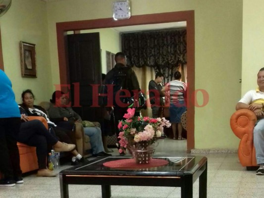 Familiaren velan restos de transportista del punto de taxis de la 21 de octubre en la capital de Honduras