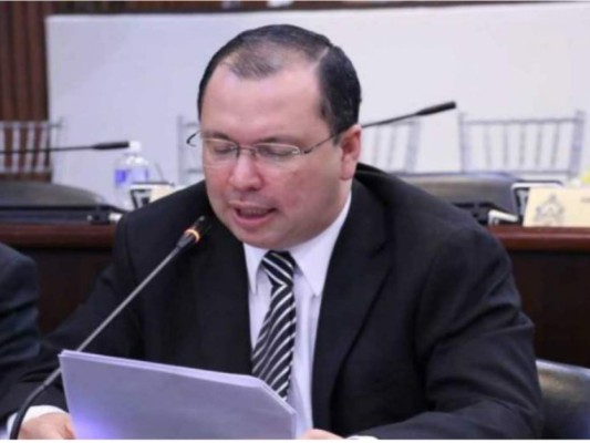 CNE no puede inhabilitar a Reynaldo Ekónomo mientras no esté condenado &nbsp;&nbsp;