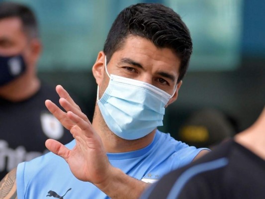 Luis Suárez dio positivo por covid-19