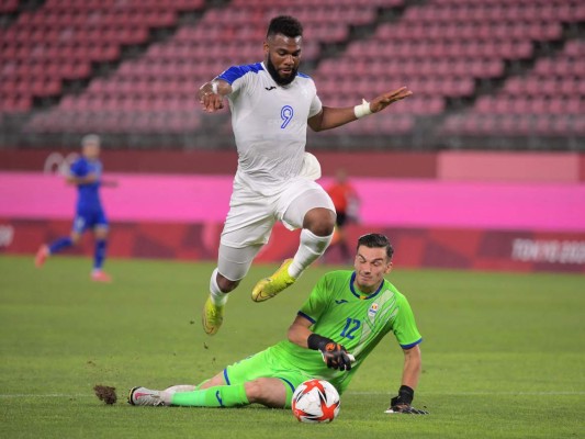 Honduras perdió 1-0 ante Rumania tras fatalidad de Casildo en la apertura de los Juegos de Tokio