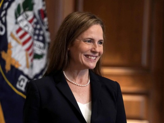 Senado confirma a Amy Coney Barret como jueza de Corte Suprema