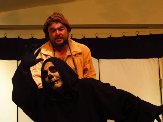 'El loco y la muerte” este