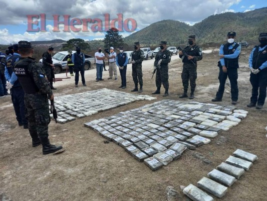 Incineran casi 400 kilos de cocaína en la capital de Honduras (FOTOS)