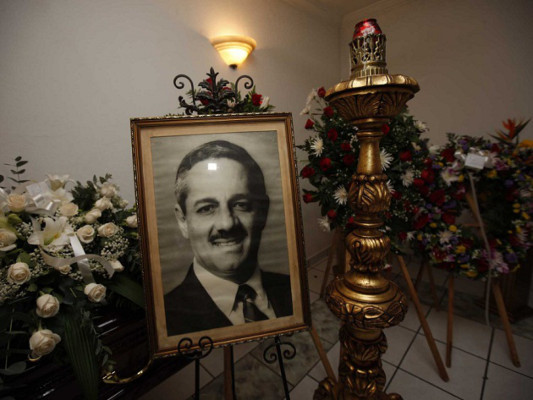 Muere Ramón Villeda Bermúdez