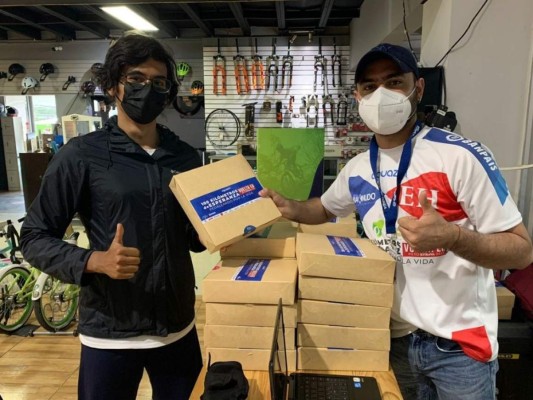 Hoy comenzó la entrega de kits de la Vuelta EL HERALDO 2021&nbsp;&nbsp;