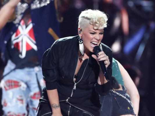 Pink cantará el himno de Estados Unidos en el Super Bowl