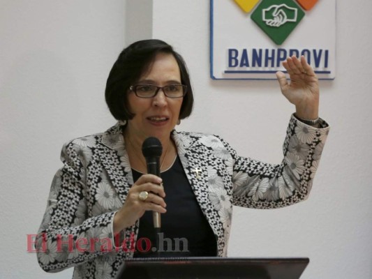 Con ingresos de 20 mil lempiras se pagan cuotas de 8 mil en Banhprovi